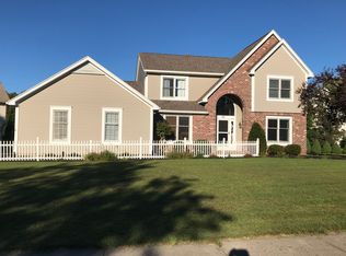 66 Northcliffe Dr, Rochester, NY 14616