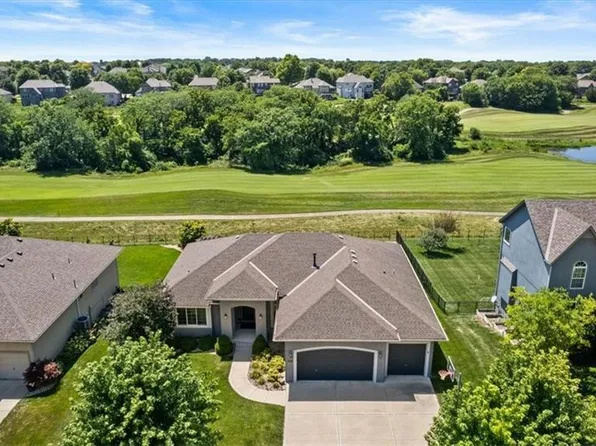 14934 S Turnberry St, Olathe, KS 66061