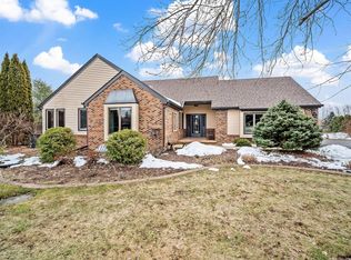 W352N5838 Nelson Rd, Oconomowoc, WI 53066