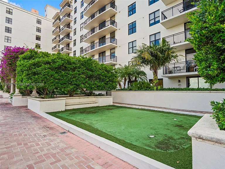 888 S Douglas Rd #302 — Photo 42