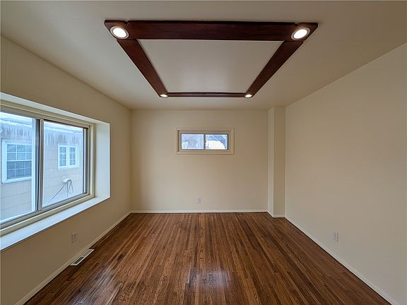 3rd image of 298 Fieldwood Dr