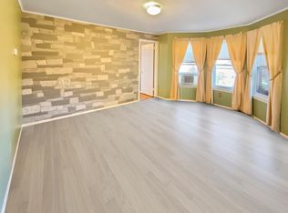 87 Laurel Rd #2, East Northport, NY 11731