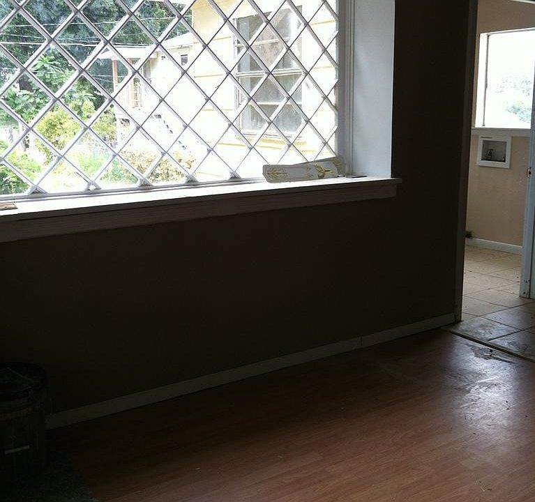 2nd image of 421 S Quincy St