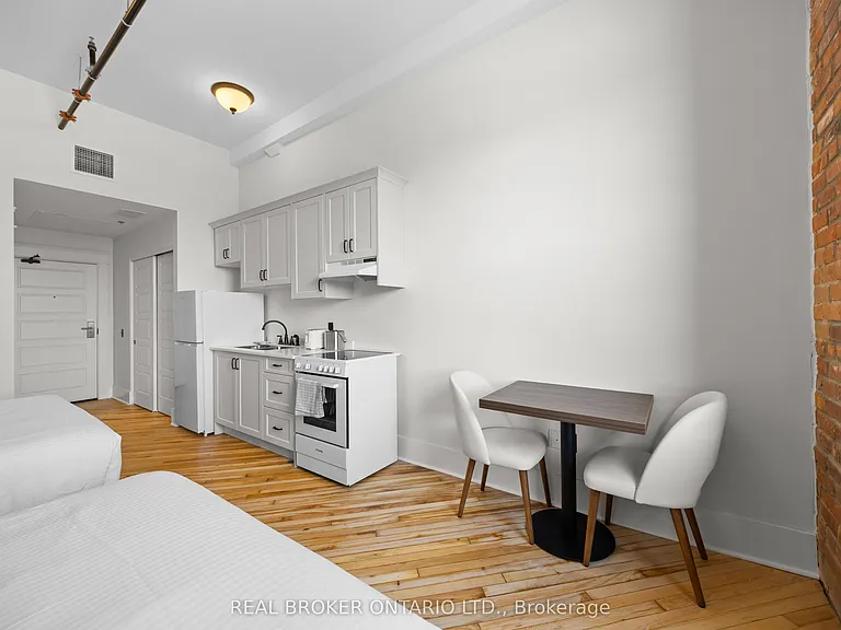 150 Mill St #208 — Photo 7