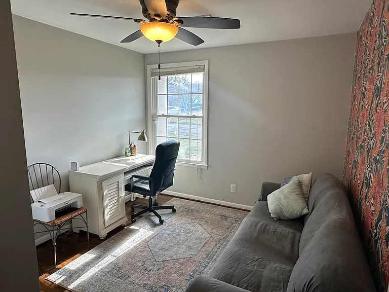 6504 Upton Ln — Photo 8