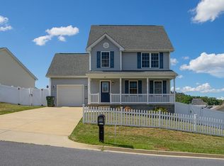 13 Upland Ct, Stuarts Draft, VA 24477