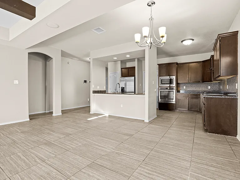 3115 Red Creek Dr — Photo 12