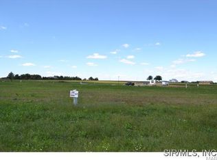 4661 Chestnut Ridge Way, Smithton, IL 62285