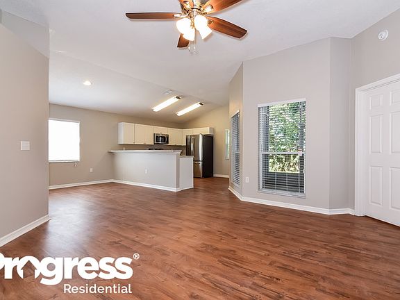 3rd image of 133 Osprey Heights Dr