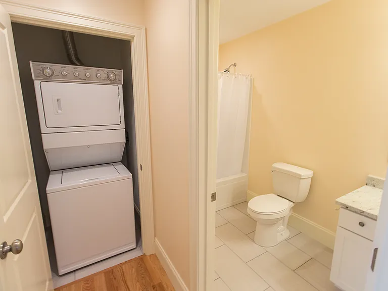 5165 Washington St #7 — Photo 12