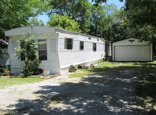 1508 Peek St, Mount Vernon, IL 62864