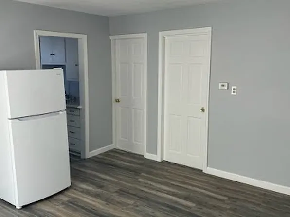 129 Swindells St APT 1, Fall River, MA 02723