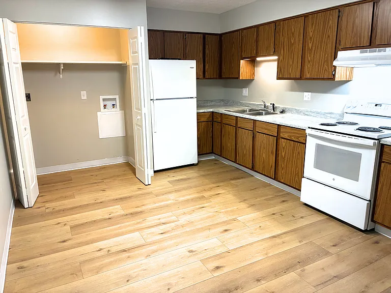 Convenient Living at North Troy Apartments & Townhomes, Troy — Photo 21