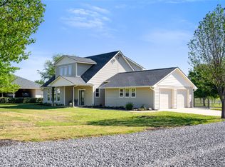240 Durning Rd, Van Alstyne, TX 75495