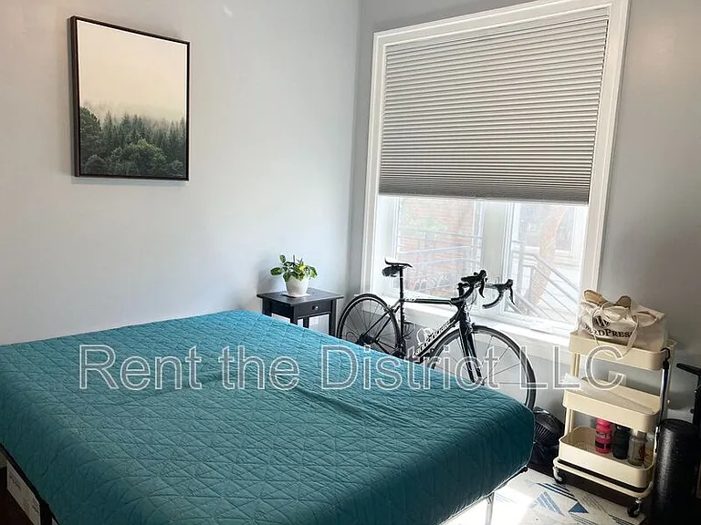 4126 8th St NW #4 — Photo 9