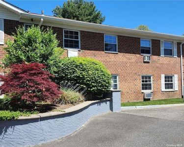 460 Old Town Rd APT 4G, Port Jefferson Station, NY, 11776