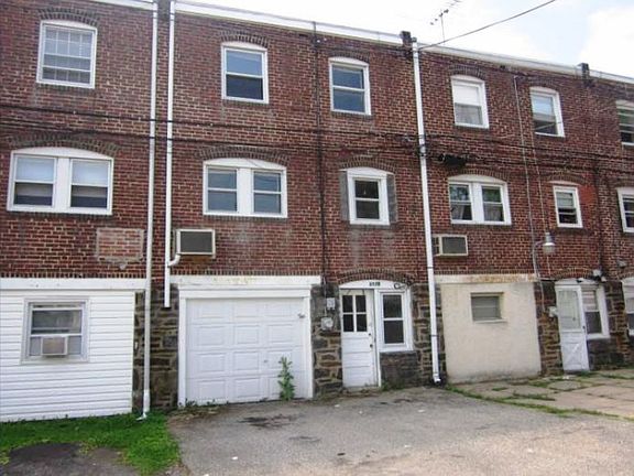 2nd image of 6939 Ruskin Ln
