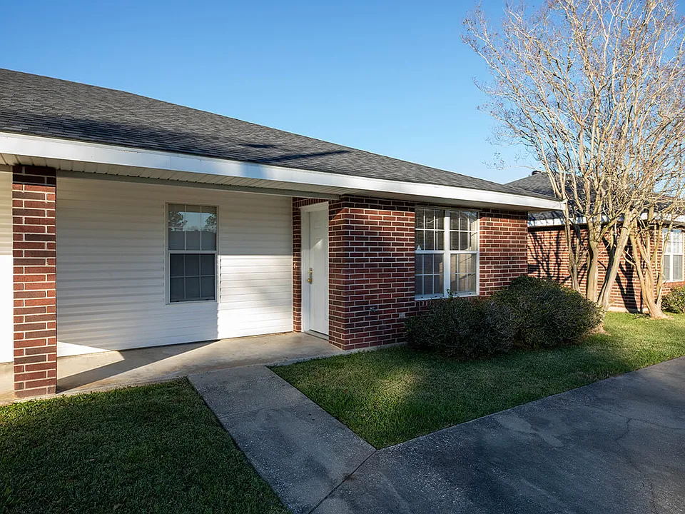 401-BROUSSARD_12282022