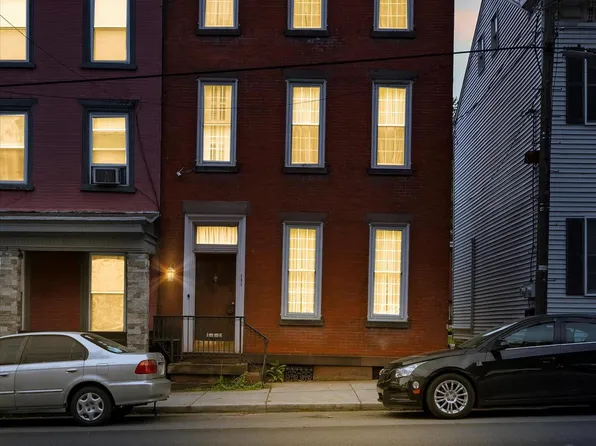 805 W Market St, Pottsville, PA 17901