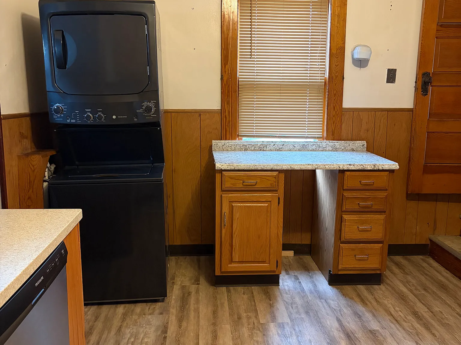 3 bed, 1.5 bath, $1,300 — Photo 3