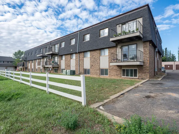 665 23rd St W APT 3, Dickinson, ND 58601