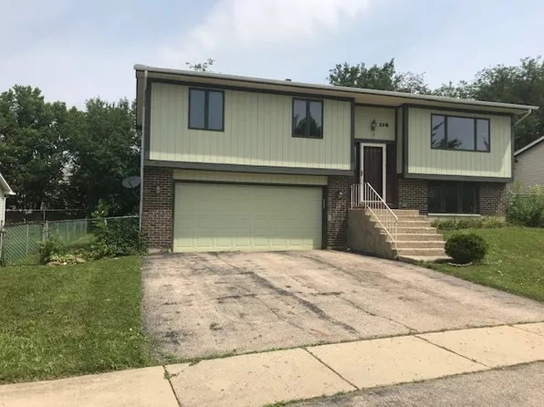 118 E Stevenson Dr, Glendale Heights, IL 60139