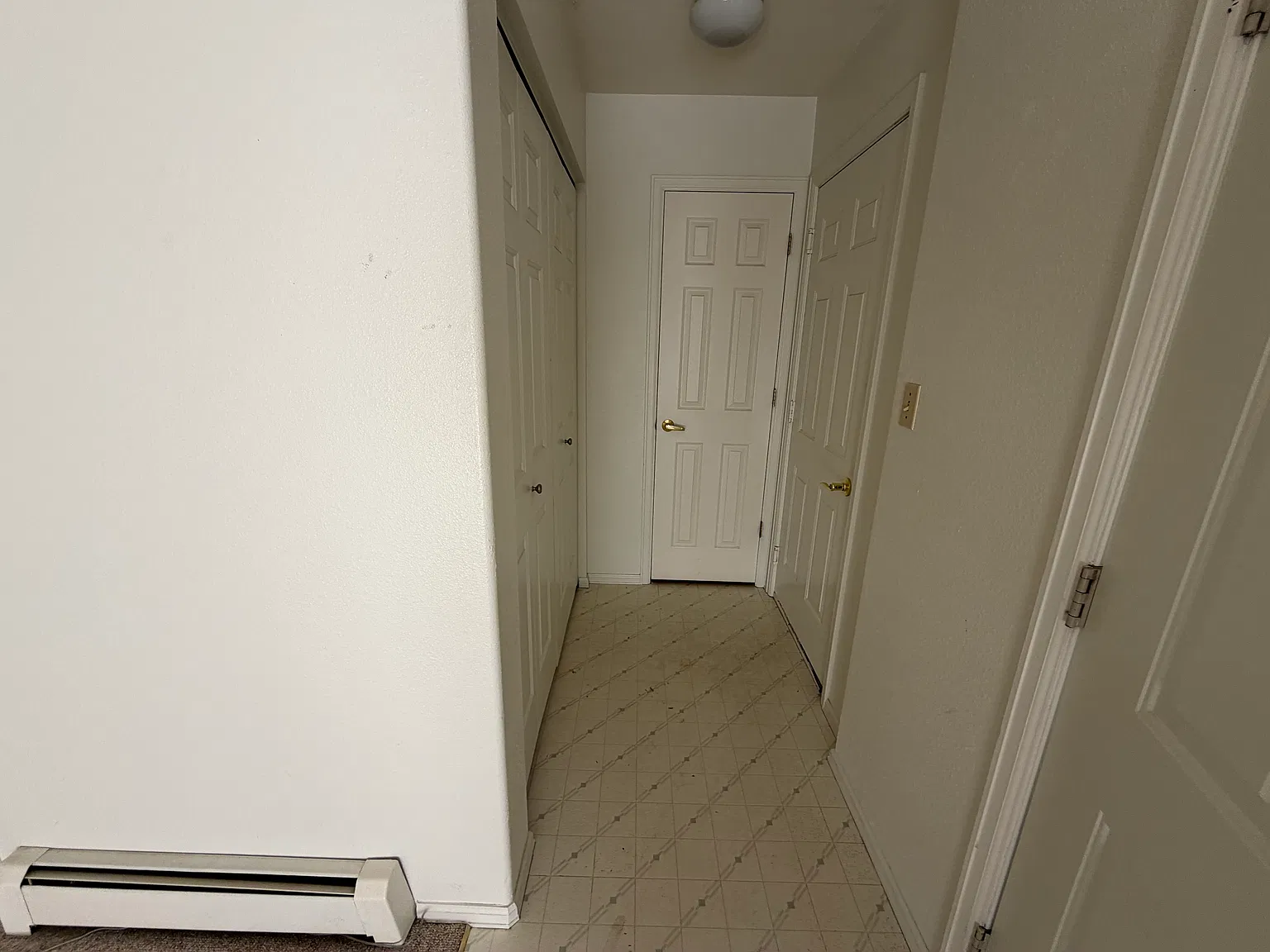 3 bed, 1220 sqft, $1,500 — Photo 4