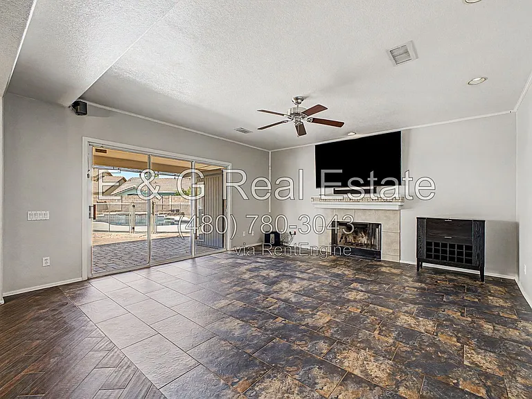 19424 N 33rd Pl — Photo 9