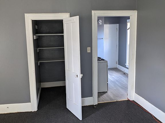 4th image of 607 Pine St #3