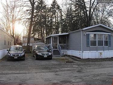 1st image of 157 Laverne Ln