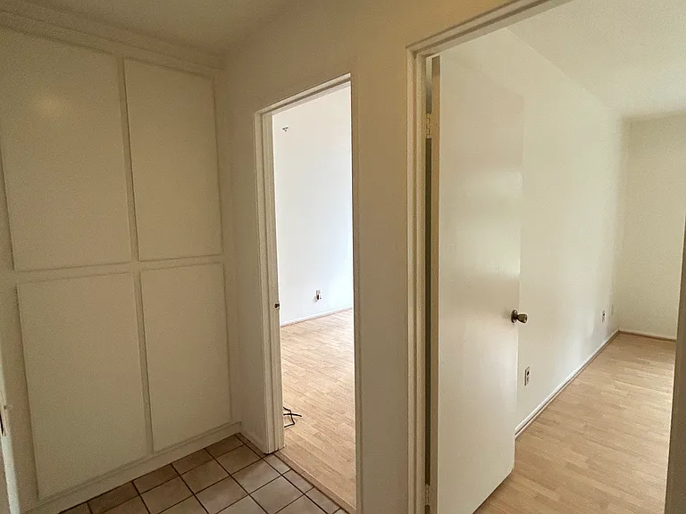 25861 Amapolas St — Photo 10