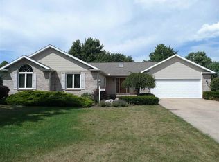 1411 Stone Trl, South Bend, IN 46614