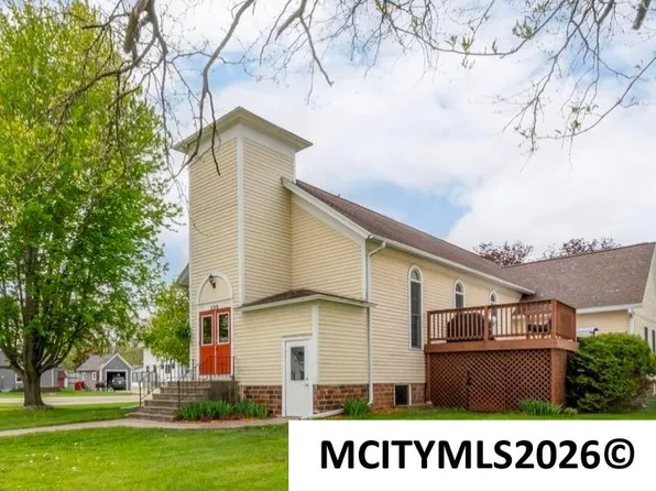 220 Borst St, Sheffield, IA 50475