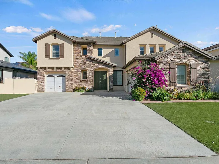 7232 Cari Ct — Photo 11