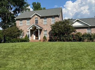 5065 Cramer Woods Dr, Gastonia, NC 28056