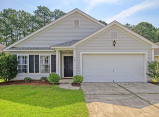 172 Wildberry Ln, Goose Creek, SC 29445