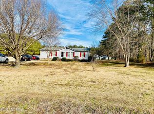 5564 Cherry Run Rd, Washington, NC 27889