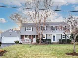 1 Fairview Rd, Wilbraham, MA 01095