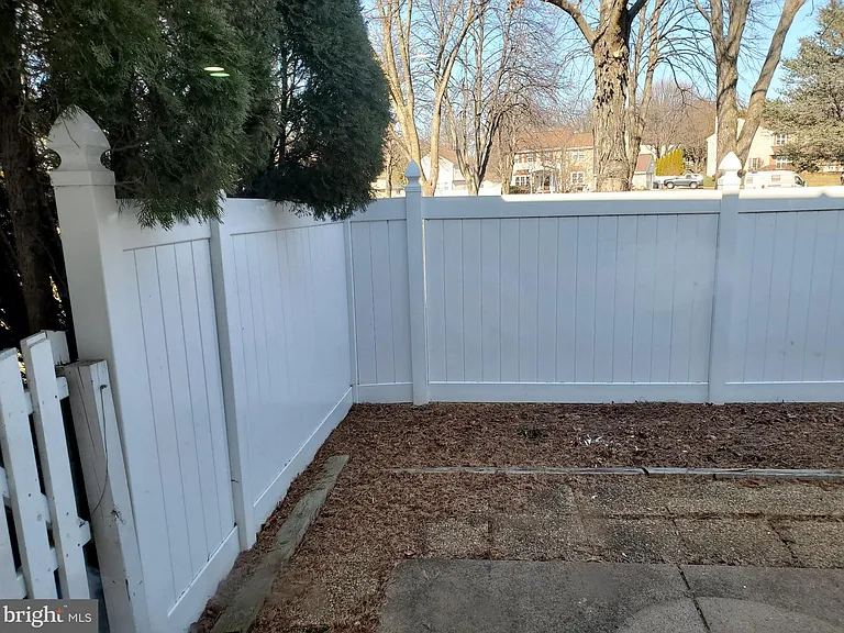 3 Banbury Ct — Photo 19