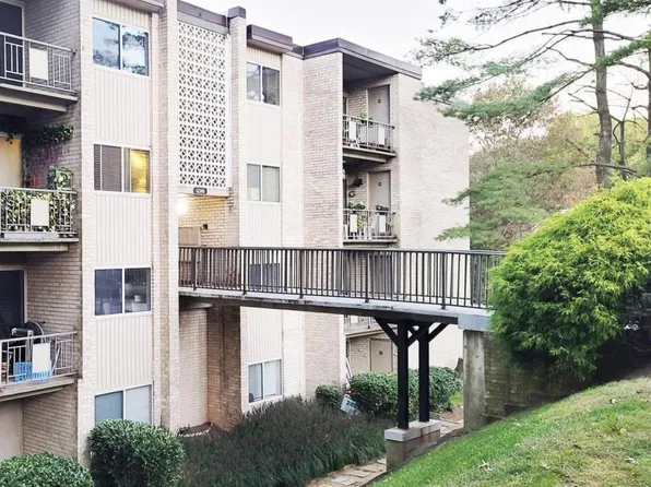 12301 Braxfield Ct APT 15, Rockville, MD 20852