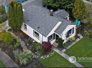 8803 Burke Ave N, Seattle, WA 98103