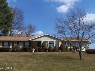 2211 Ridgemont Dr, Finksburg, MD 21048