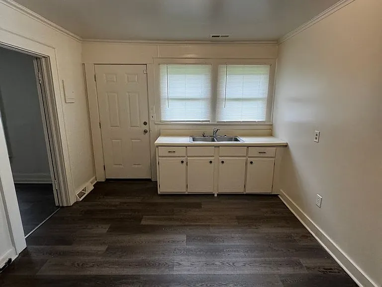 408 Ross Grove Rd E — Photo 22