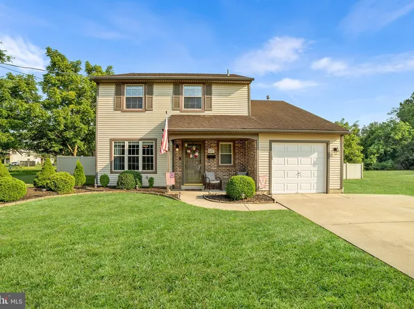 5 Leroy Ave, Berlin, NJ 08009