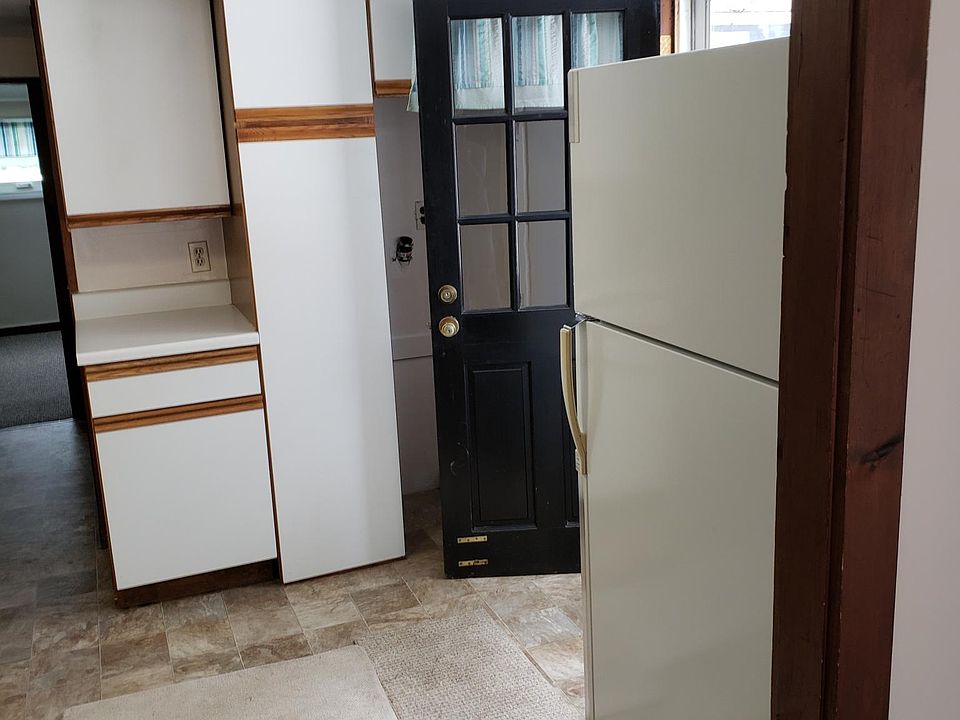 Kitchen entrance