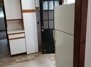 27 Davis Rd, Stow, MA 01775