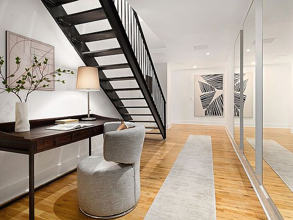 2nd image of 416 W 52nd St #Townhouse 226