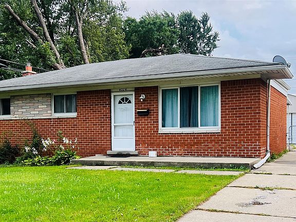 2nd image of 4224 Garrick Ave
