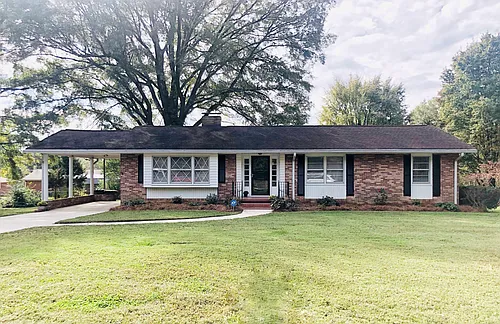 1502 Debbie St Photo 1