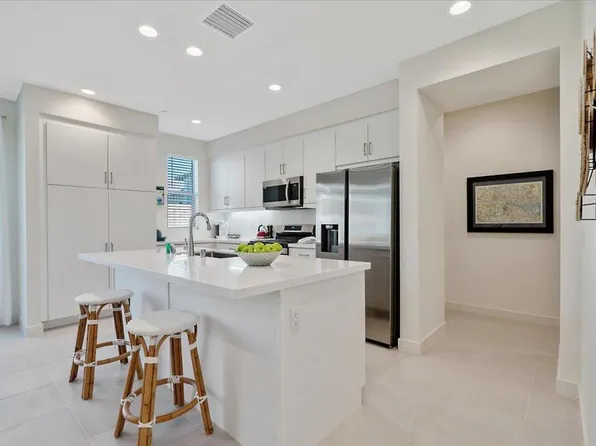 80238 Whisper Rock Way, La Quinta, CA 92253